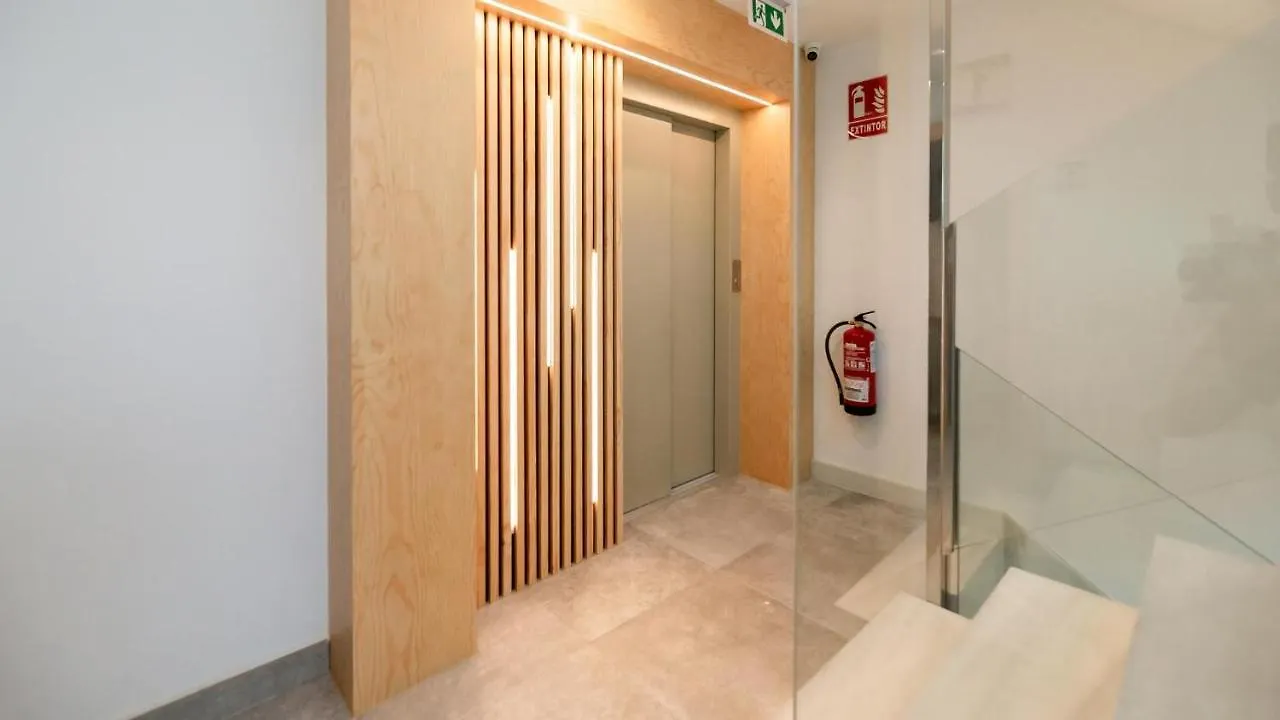 Hueto 22 Top Central Corner Estepona
